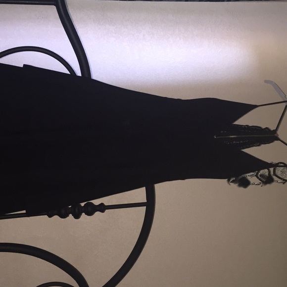 Dresses & Skirts - Black dress with lace back
